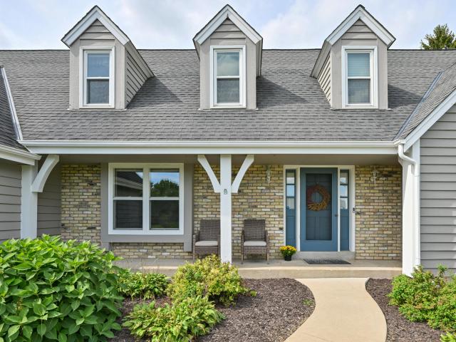 945 Gray Fox Dr