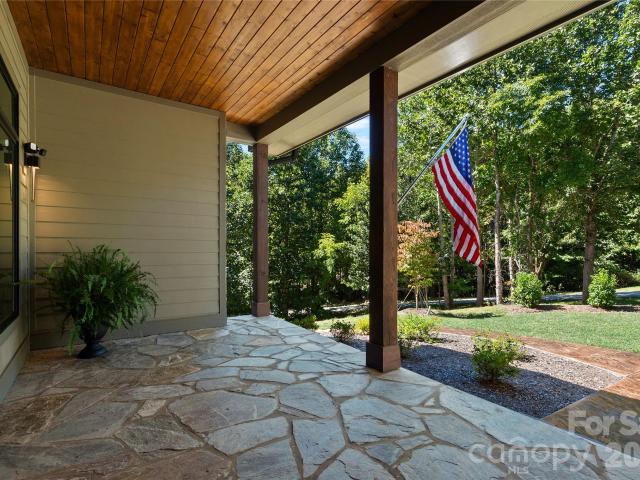 945 Somersby Park