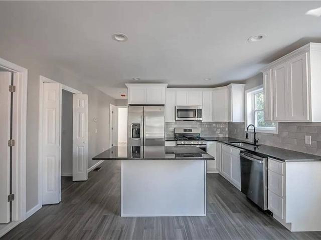 ✨$945 Room wt shrd Bath Providence✨