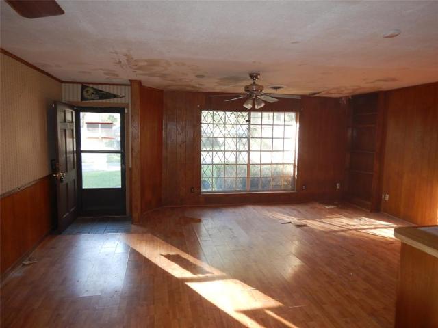 9468 Hemlock Circle
