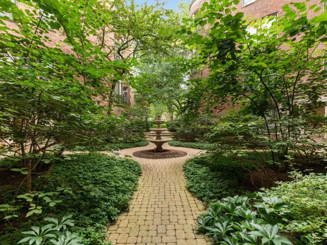 946 Michigan Avenue # 3C