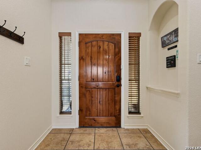 946 Parkview Dr, Unit 946