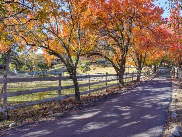 9475 King Road, Loomis, US, CA