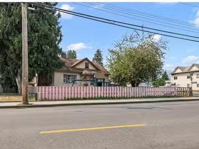 9475 Williams StreetChilliwack Proper East, Chilliwack, BC, V2.
