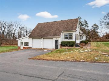 9478 W Ridge Rd, Clarkson, NY 14420 | MLS #R1657