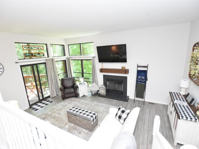 9473 S Pointe Lasalles Drive