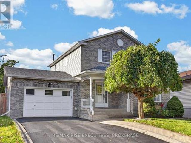 947 Prestwick Crescent, Kingston East Gardiners Rd, ON, K7M 8G7 house for sale | Listing ID X13813 | Royal LePage