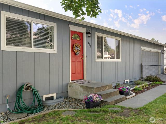 948 N 4th Ave