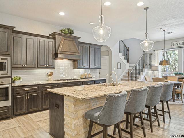 948 Woodland Oaks
