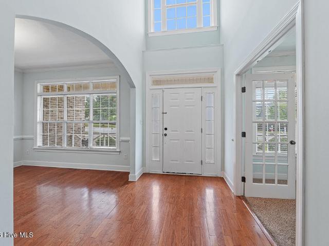 948 Woody Hill Circle