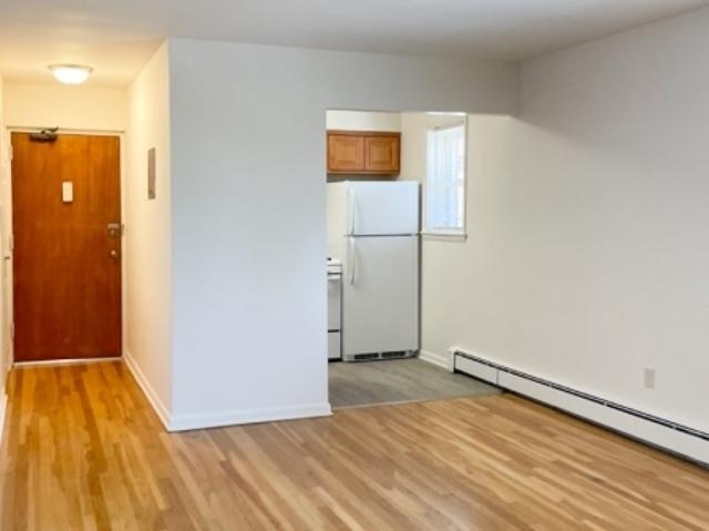 948 Valley Rd, 1 bed, 1 full bath