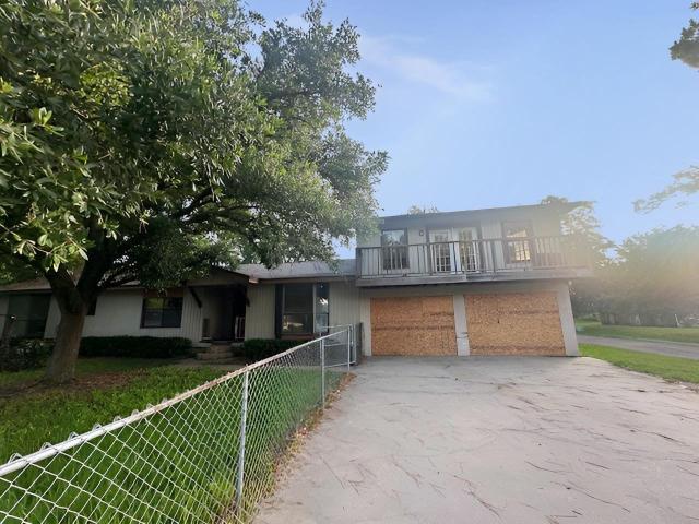 949 Dillon Drive