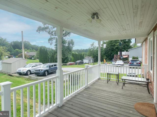 949 W Main Street