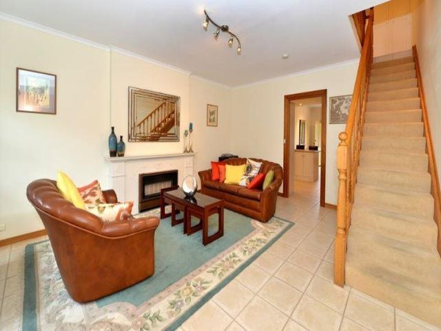 9/4 6 Chapel Street, Glenelg SA 5045