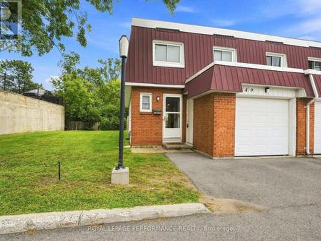 94 249 Romulus Private, Ottawa, ON, K1K 3Y2 townhouse for sale | Listing ID X13735 | Royal LePage
