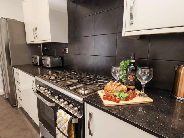 94 Tennyson Avenue | Studio apartment for rent #152052465 | Rentberry