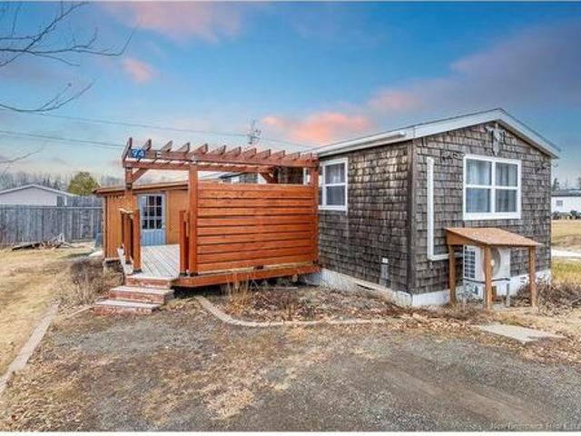94 Weisner, Lakeville, NB, E1H 1L6 house for sale | Listing ID NB144476 | Royal LePage