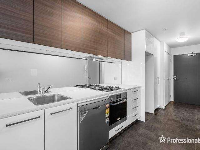 9/4 Yarra Bing CrescentBurwood VIC 3125, Australia