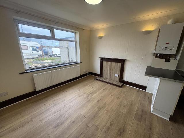 94 Beach Road, Thornton Cleveleys FY5 1 bed flat to rent £550 pcm £127 pw