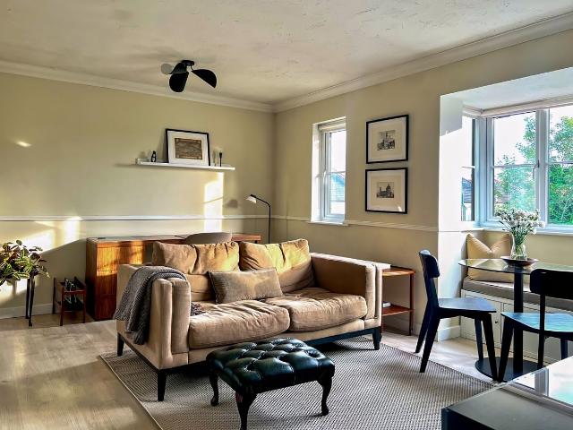 94, Chamberlain Place, Greater London, England E17, 2 bed flat to rent, £3,467 pcm | PrimeLocation