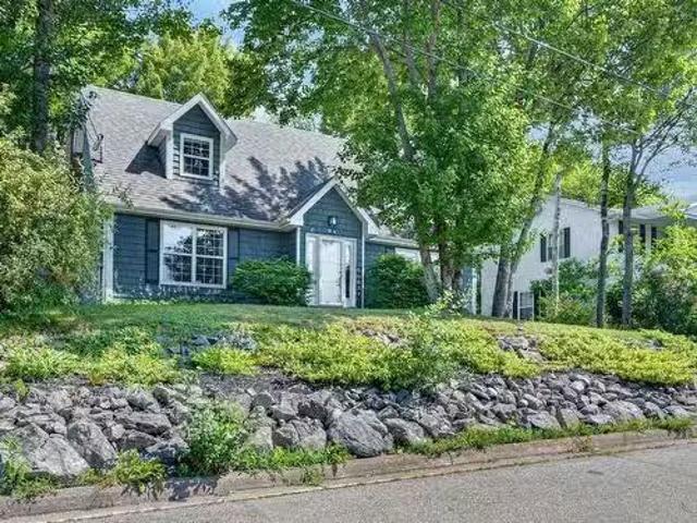 94 Cottagedale Crescent, Sydney, NS, B1P 6T8 house for sale.