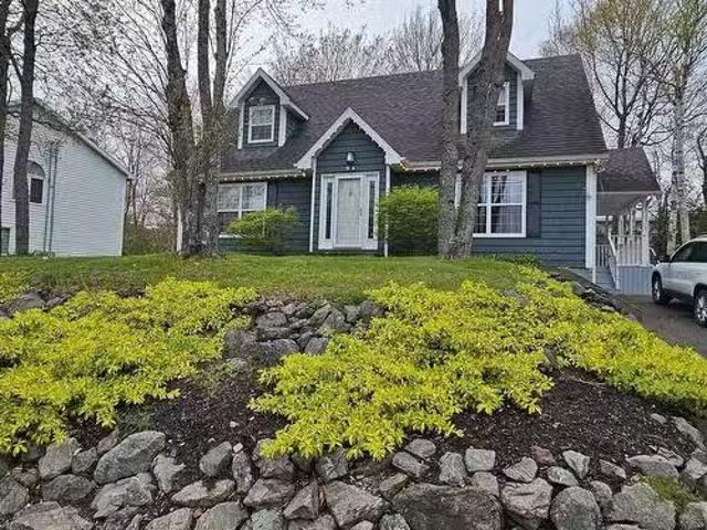 94 Cottagedale Crescent, Sydney, NS, B1P 6T8 house for sale.