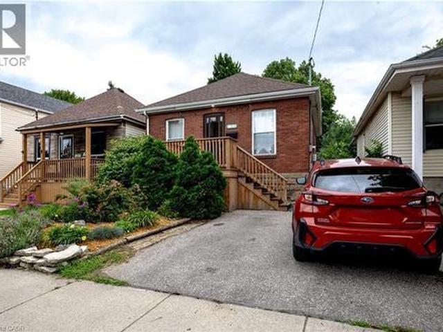94 Edgemont Street N, Hamilton, ON, L8H 4C8 house for sale | Listing ID 40848 | Royal LePage