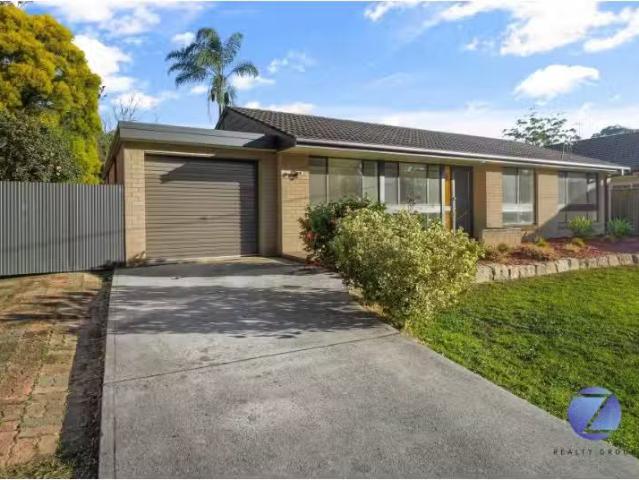 94 Eleventh Avenue, Austral House for rent Listed by Alana Br.