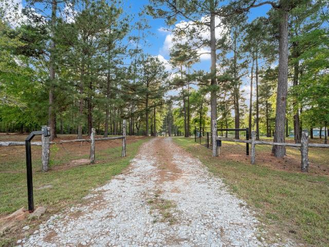 94 Farm to Market Road 3179, Huntsville, TX 77340 | MLS #42370