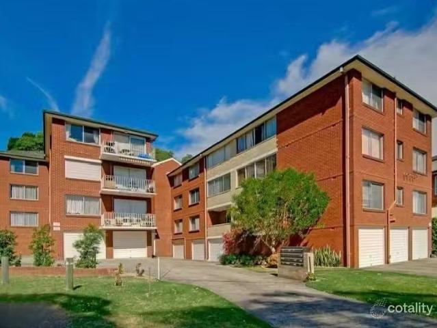 9/4 Gaza Road, West Ryde Apartment for rent Listed by Jr Leas.