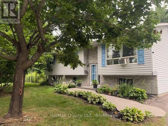 94 Grenville Park Drive, Quinte West Sidney Ward, ON, K0K 2C0 house for sale | Listing ID X13571 | Royal LePage
