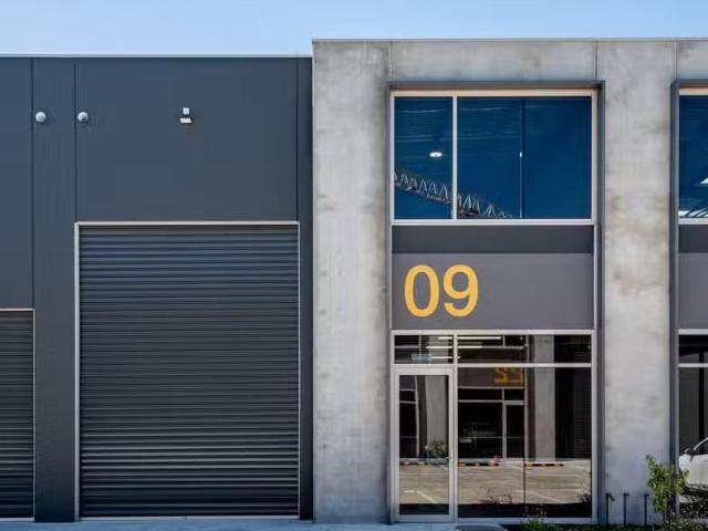 9/4 Joyce Court, COBURG NORTH, VIC 3058 Industrial/Warehouse.