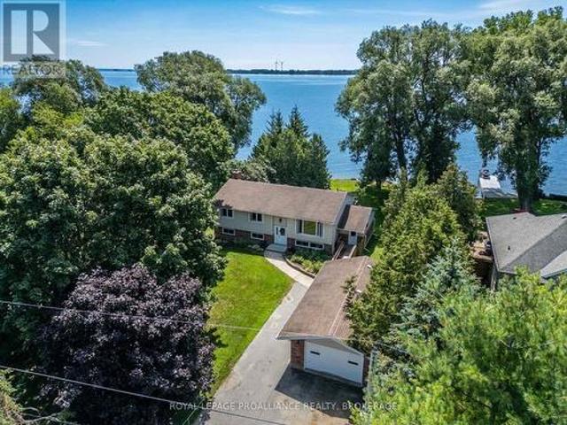 94 Nicholson Point Road, Loyalist Lennox And Addington South, ON, K0H 1G0 house for sale | Listing ID X13598 | Royal LePage