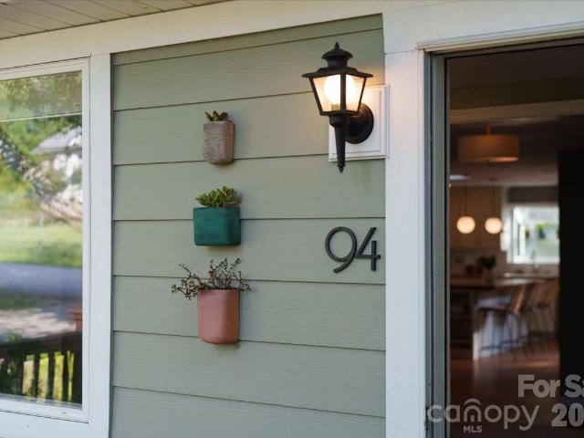 94 Pressley Avenue