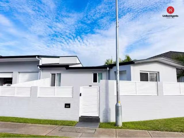 94a Macksville Street, CARNES HILL House for rent Listed by C.