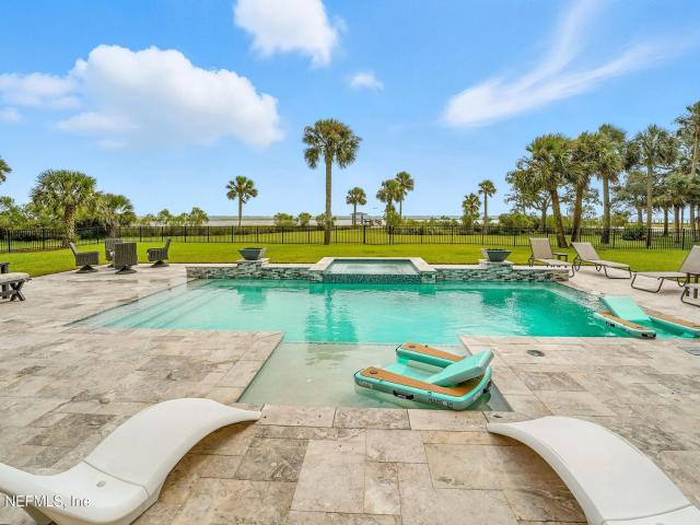 95045 Shurwall Ln, Fernandina Beach, FL