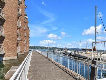 9500 Rainer Avenue S # 212