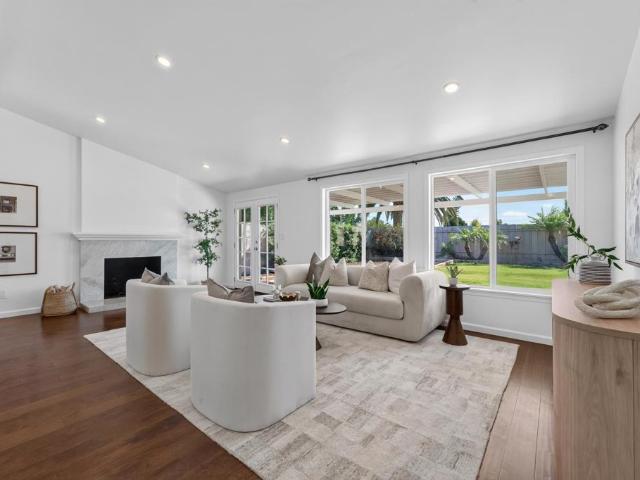 9501 Ronda Avenue