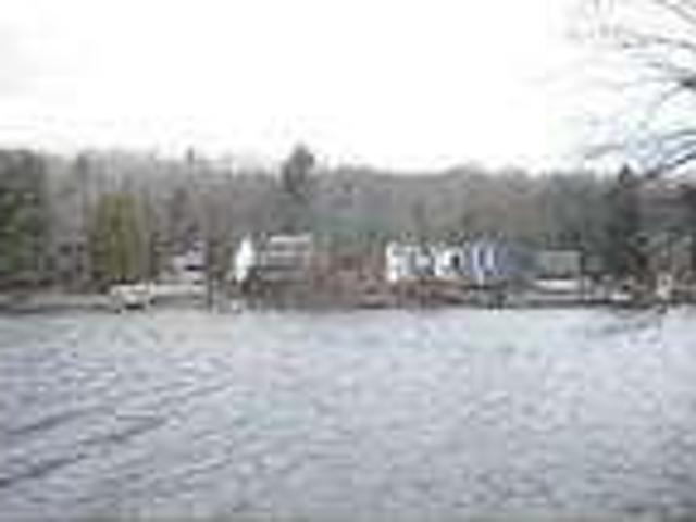 $950 / 3br 1100ftÂ² Laurel Lake Vacation Cottage