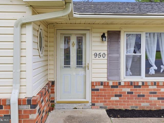950 November Court