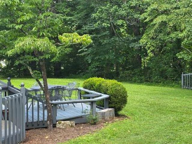 950 Nazareth Road