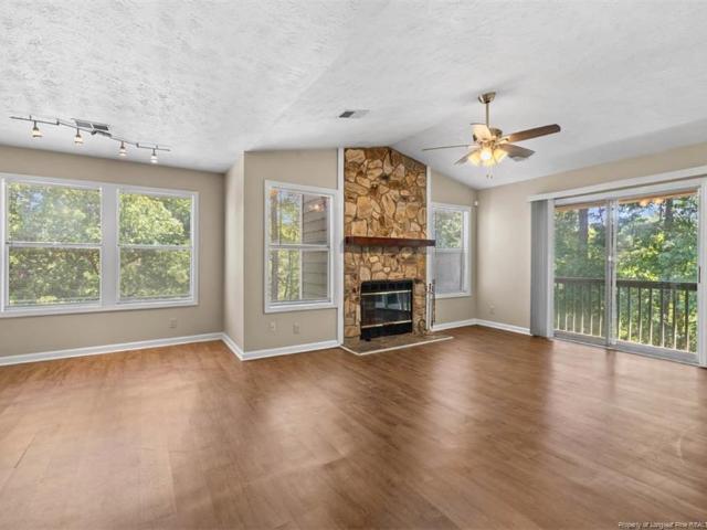 950 Stewarts Creek Drive 9