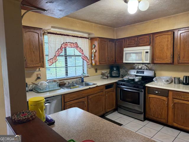 9519 Forest Knoll Drive