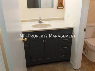 9519 W. Bradley Road, Milwaukee 3 Bedroom Townhouse