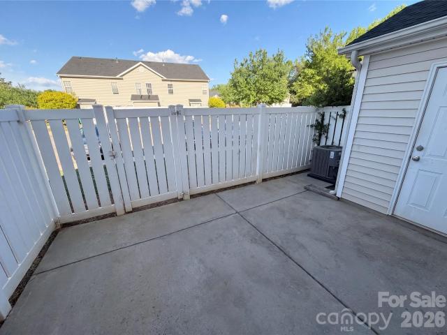 9510 Littleleaf Dr, Charlotte, NC 28215 | MLS #4373