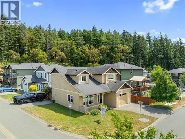 951 Kinglet Pl, Langford, BC, V9C 0B4 house for sale | Listing ID 1043 | Royal LePage