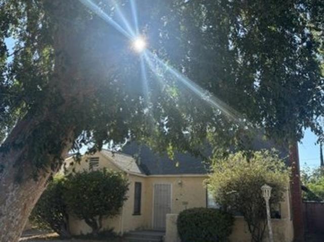 951 N 5th Ave, Upland, CA 91786