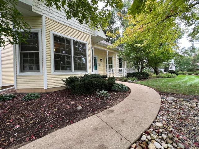951 S Lake Shore Dr, Unit 6
