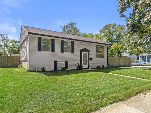 9525 Hulda Dr