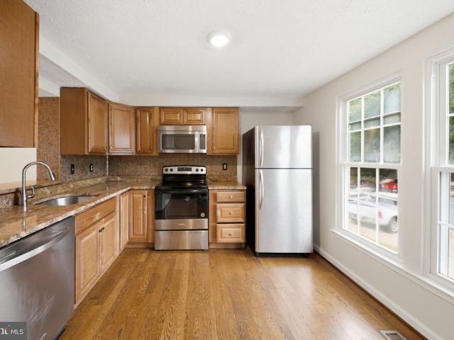 9522 Quarry Bridge Court
